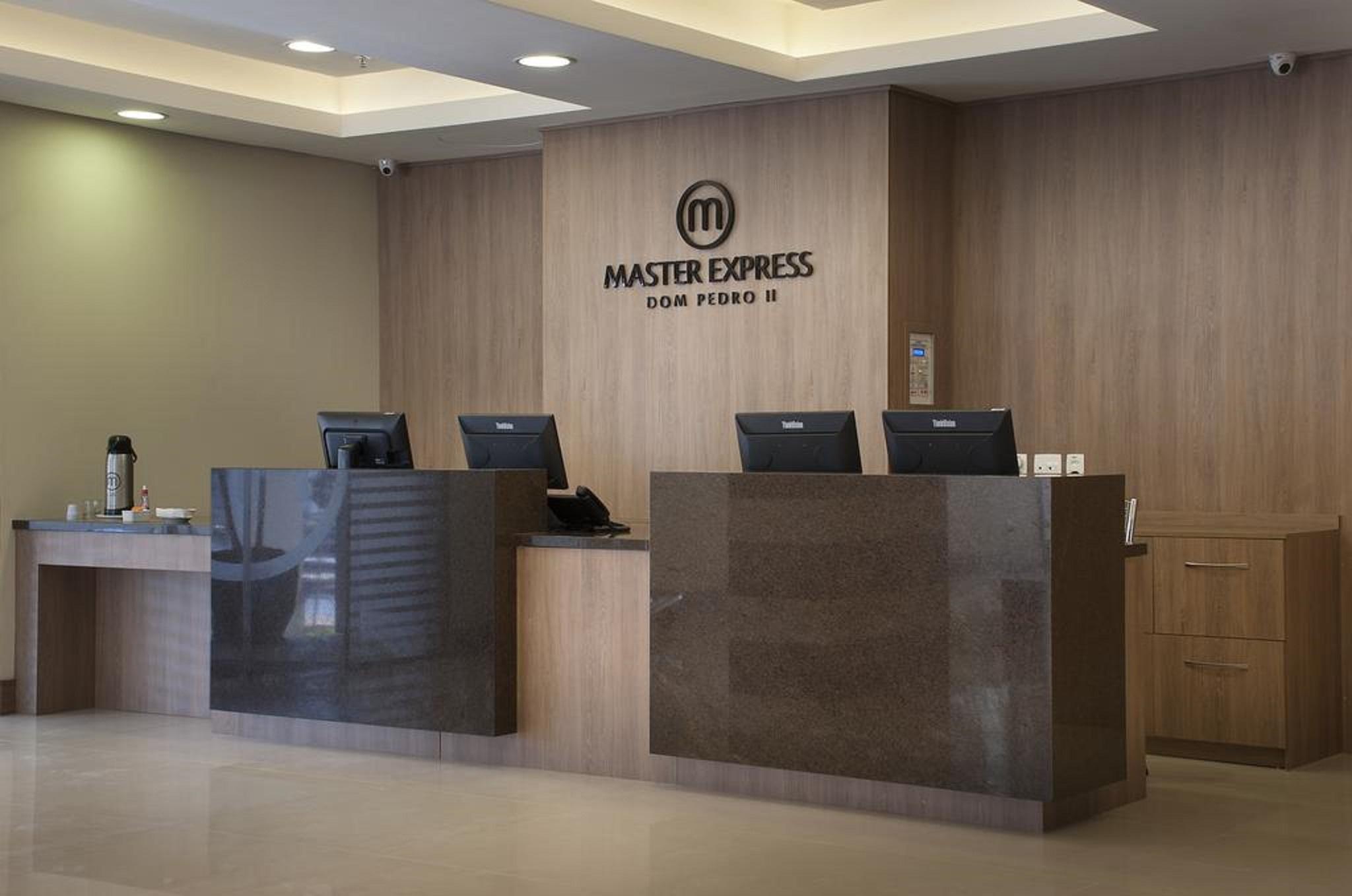 פורטו אלגרה Master Express Dom Pedro II - Proximo Ao Consulado Americano E Aeroporto מראה חיצוני תמונה